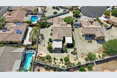 64199 Mount Blanc Court, Desert Hot Springs, CA 92240 - Photo 20