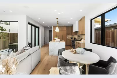 305 Fernleaf, Corona del Mar, CA 92625 - Photo 8