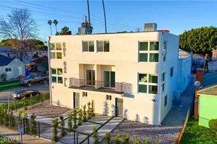 801 E 84th Pl, Los Angeles, CA 90001 - Photo 2