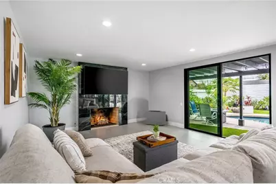 6611 Crista Palma, Huntington Beach, CA 92647 - Photo 8