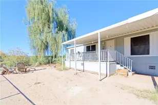 2450 E Hobsonway, Blythe, CA 92225 - Photo 2