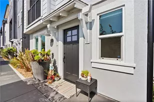 519 Caleigh Ln, Costa Mesa, CA 92627 - Photo 32