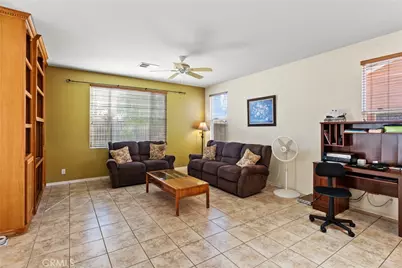 28729 Mission, Menifee, CA 92584 - Photo 16