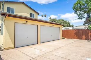 330 E 101st St, Los Angeles, CA 90003 - Photo 14