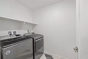 712 S Grable Cir, Orange, CA 92868 - Photo 26