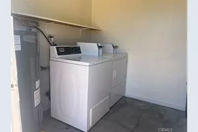 14703 Mesa Dr, Victorville, CA 92395 - Photo 30