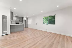 308 S Laurel St, Santa Ana, CA 92704 - Photo 16