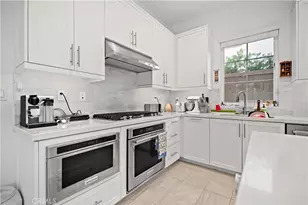 112 San Benito, Irvine, CA 92618 - Photo 16