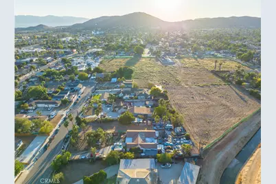 10881 Sunnyslope, Riverside, CA 92505 - Photo 1
