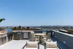 125 Kings Pl, Newport Beach, CA 92663 - Photo 56