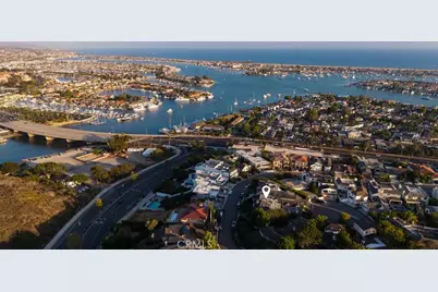 125 Kings Place, Newport Beach, CA 92663 - Photo 66