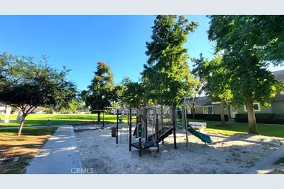 53 Woodleaf, Irvine, CA 92614 - Photo 30