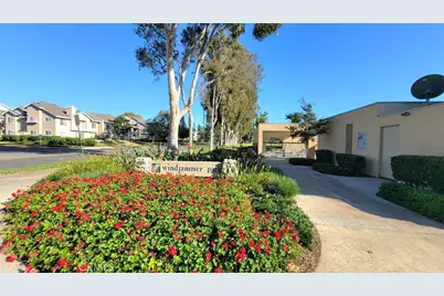53 Woodleaf, Irvine, CA 92614 - Photo 26