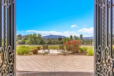 41300 Berkswell, Temecula, CA 92592 - Photo 4