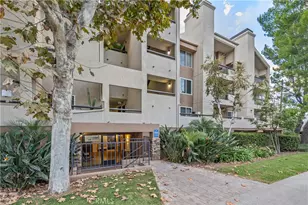 21400 Burbank Blvd, Woodland Hills, CA 91367 - Photo 48