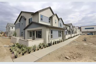 3580 S. Eichler Paseo, Ontario, CA 91761 - Photo 2