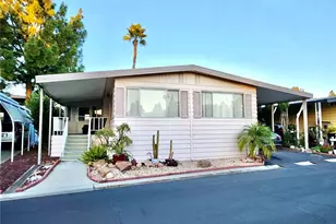 24001 Muirlands Blvd, Lake Forest, CA 92630 - Photo 4