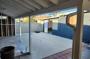 15718 1/2 Larch Ave, Lawndale, CA 90260 - Photo 12