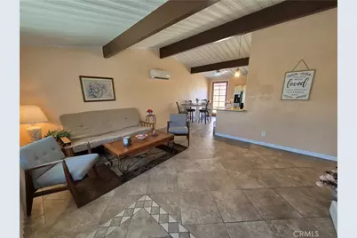 16611 Yucca Avenue, Victorville, CA 92395 - Photo 4