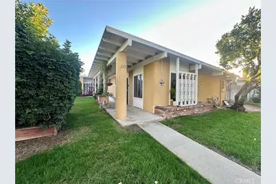 117 Clearbrook Lane, Costa Mesa, CA 92626 - Photo 2