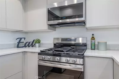 1988 Junipero Avenue, Signal Hill, CA 90755 - Photo 14