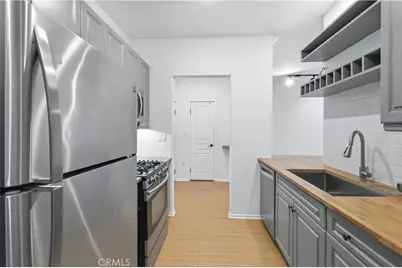 2311 Watermarke, Irvine, CA 92612 - Photo 10