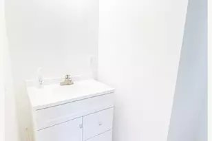 2115 N Pass, Burbank, CA 91505 - Photo 6