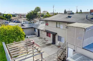 17091 Oak, Huntington Beach, CA 92647 - Photo 6