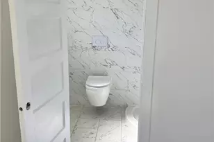 1818 W 81st, Los Angeles, CA 90047 - Photo 16