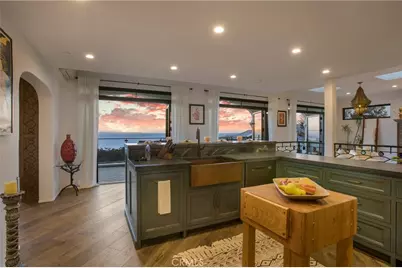 825 Coast View, Laguna Beach, CA 92651 - Photo 18