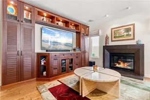 39 Foxboro, Irvine, CA 92614 - Photo 10