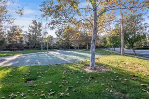 88 Capricorn, Irvine, CA 92618 - Photo 30