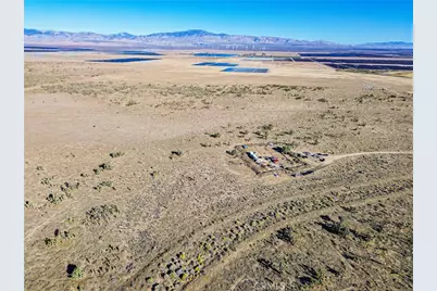 115 West B-12 Avenue, Fairmont, CA 93536 - Photo 4