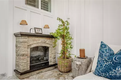 11 Saratoga, Newport Beach, CA 92660 - Photo 8