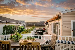 11 Saratoga, Newport Beach, CA 92660 - Photo 22