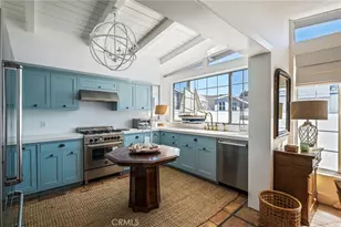 11 Saratoga, Newport Beach, CA 92660 - Photo 4