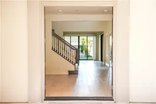 111 Lanzon, Irvine, CA 92602 - Photo 4