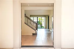 111 Lanzon, Irvine, CA 92602 - Photo 4