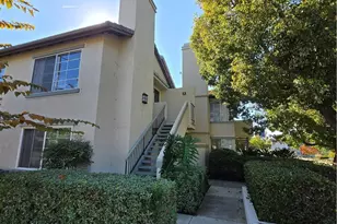22 Exeter, Irvine, CA 92612 - Photo 2