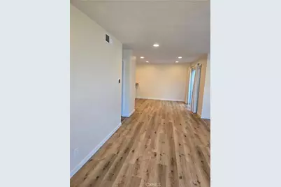 22 Exeter #23, Irvine, CA 92612 - Photo 6