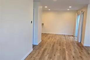 22 Exeter, Irvine, CA 92612 - Photo 6