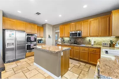 27015 Lemon Grass, Murrieta, CA 92562 - Photo 20