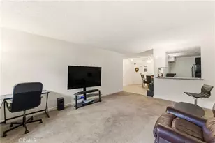 600 W 3rd St, Santa Ana, CA 92701 - Photo 2