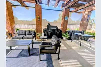 7852 Grace Avenue, Fontana, CA 92336 - Photo 38