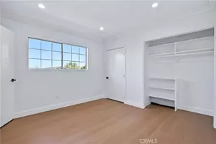 4424 Deanwood Dr, Woodland Hills, CA 91364 - Photo 18