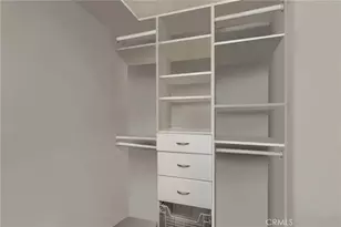 300 N El Molino Ave, Pasadena, CA 91101 - Photo 8