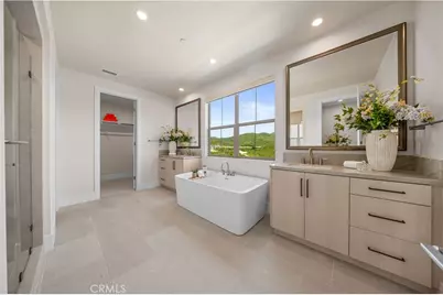 122 Mossvine, Irvine, CA 92618 - Photo 26