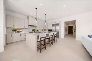 122 Mossvine, Irvine, CA 92618 - Photo 18