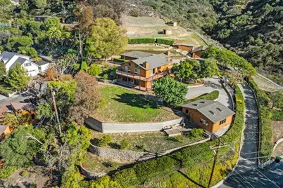 4 Castle Rock Way, Laguna Beach, CA 92651 - Photo 2