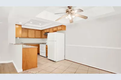 47 Town and Country, Pomona, CA 91766 - Photo 6